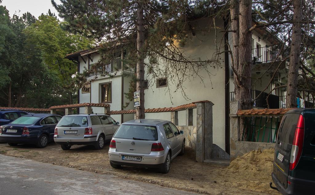 к-г Луна к-с Лонгоза комплекс Лонгоза Бяла Экстерьер фото